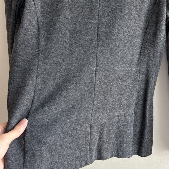Tahari Dark Grey Stretch Sweatshirt Blazer, Casual Workwear, Size Medium - Picture 14 of 16